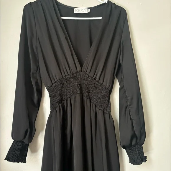 RESA Jade Black Long Sleeve Maxi Dress - Size M - Picture 6 of 7